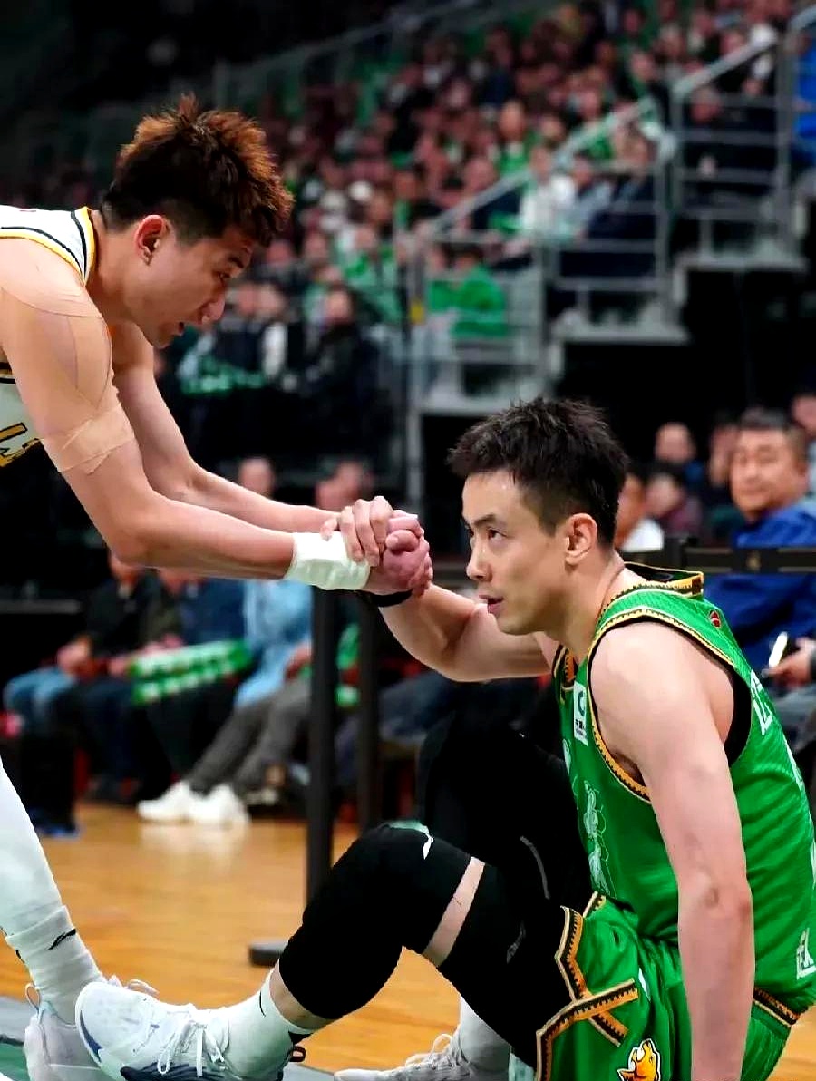 浙江队今晨临场应变，志在全明星赛名次提升，质疑声仍在，心理建设被强调的简单介绍