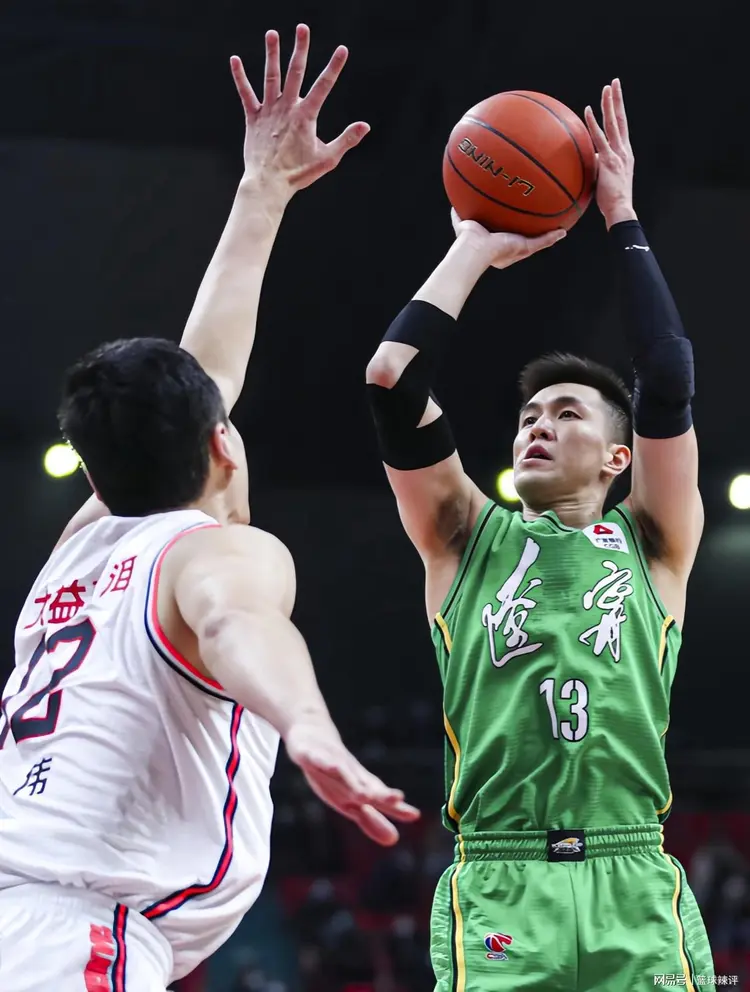 赛后欧篮联焦点战,里昂外线爆发,媒体盛赞,球探报告显示潜力(昂热vs洛里昂比分预测) 赛后欧篮联焦点战,里昂外线爆发,媒体盛赞,球探报告显示潜力(昂热vs洛里昂比分预测)