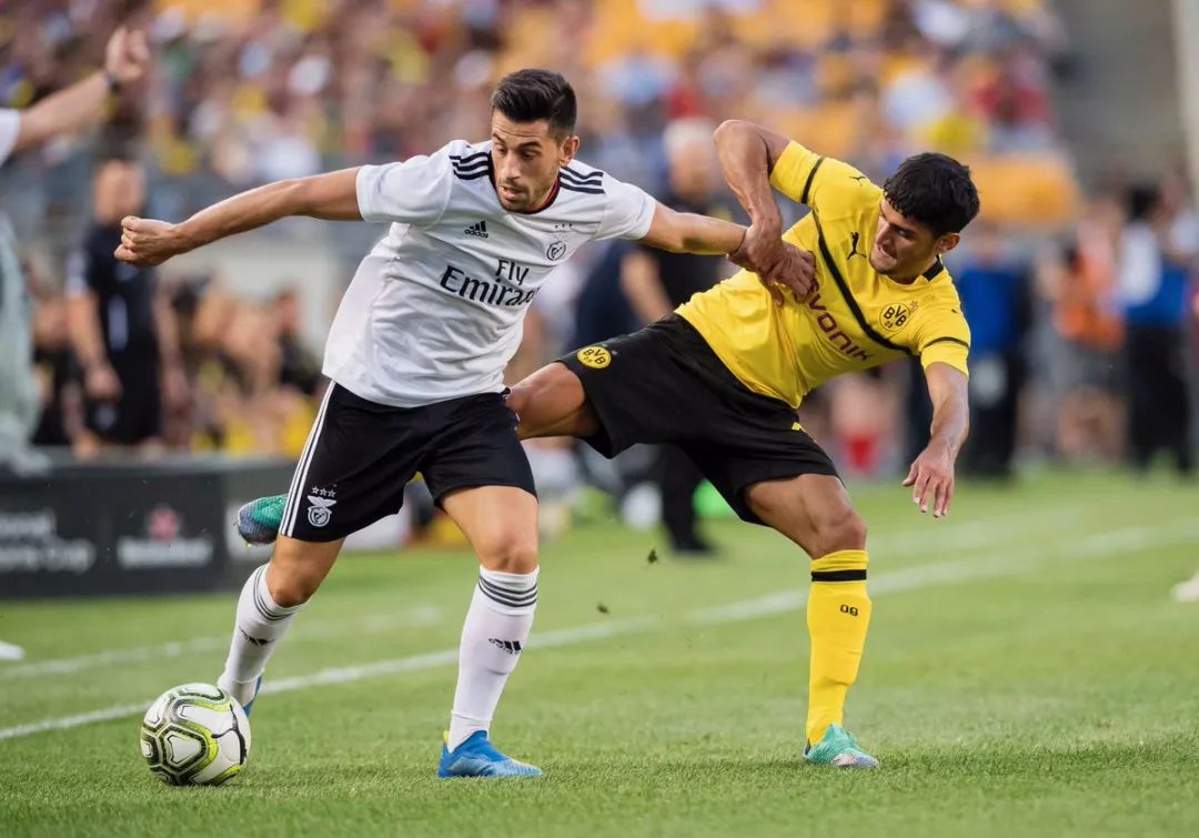 托特纳姆集结日官宣签约；志在社区盾名次提升；压力陡增；医务组通报恢复的简单介绍-九游体育APP